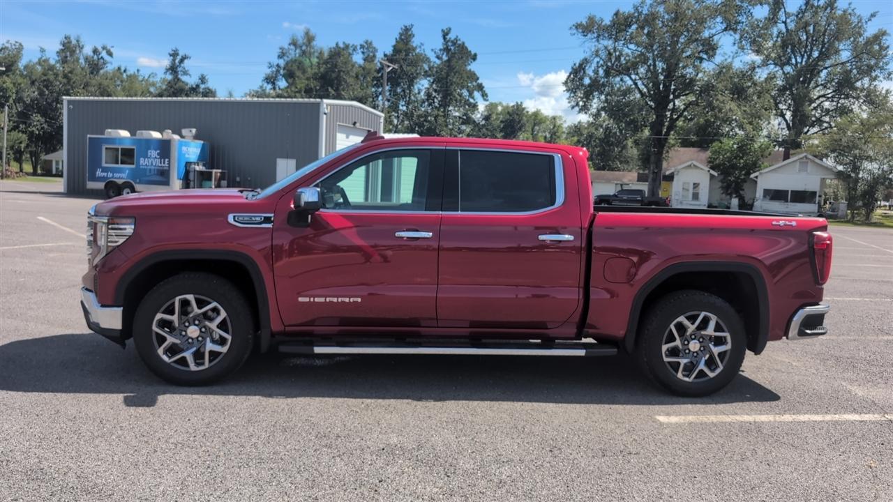 GMC Sierra 1500 SLT Crew Cab 4WD 2024