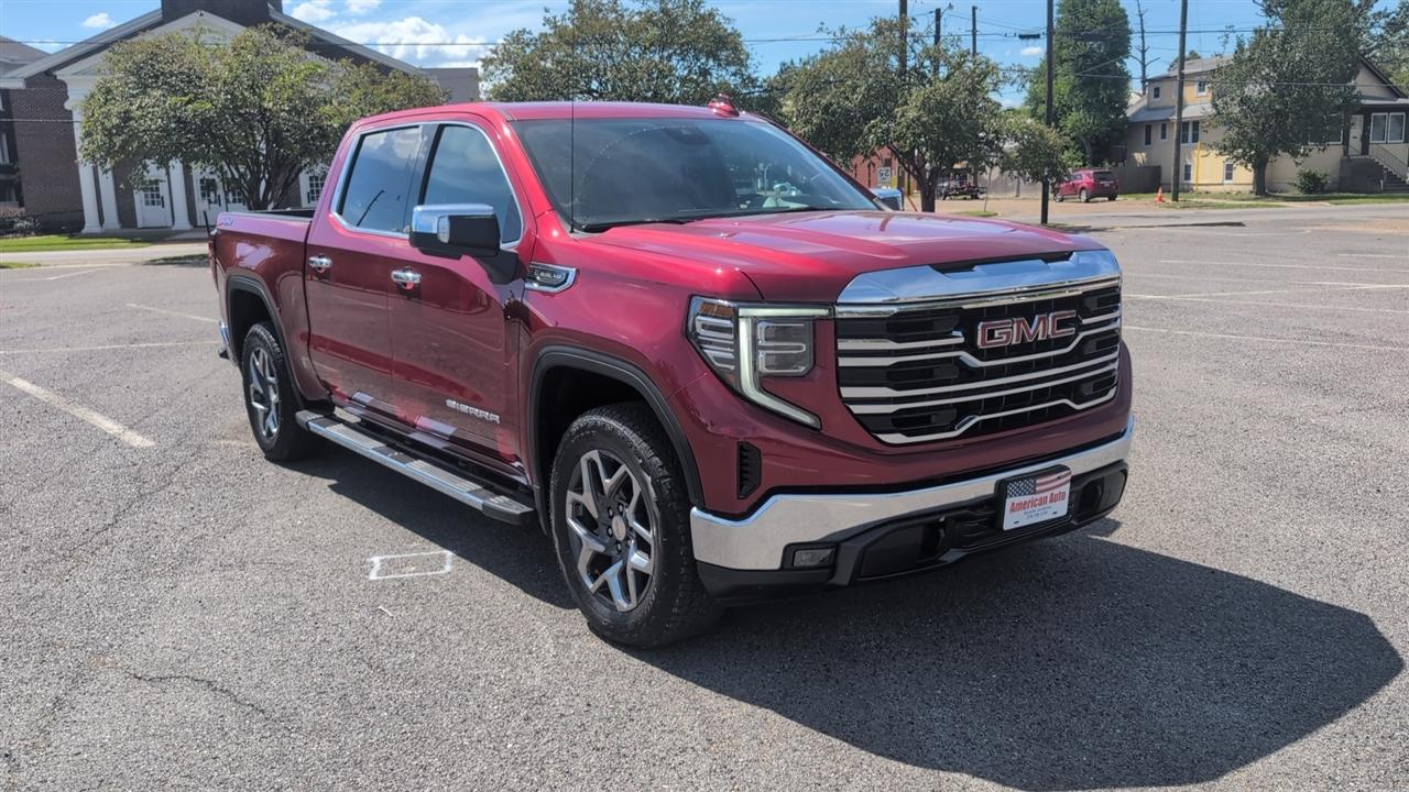 GMC Sierra 1500 SLT Crew Cab 4WD 2024
