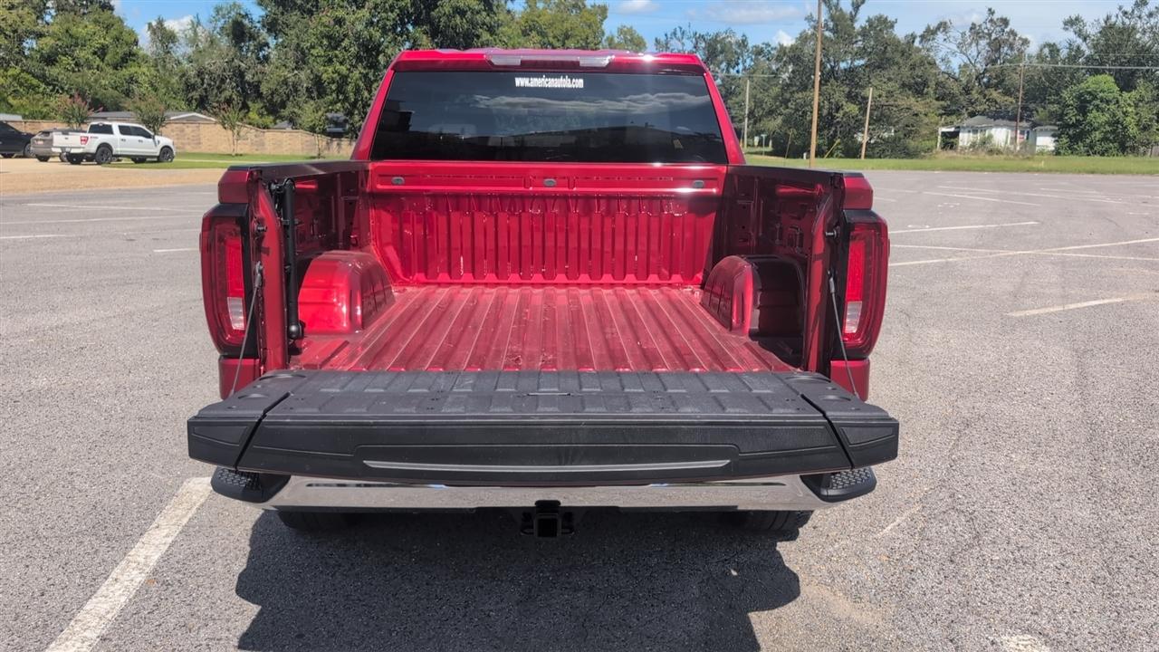 GMC Sierra 1500 SLT Crew Cab 4WD 2024