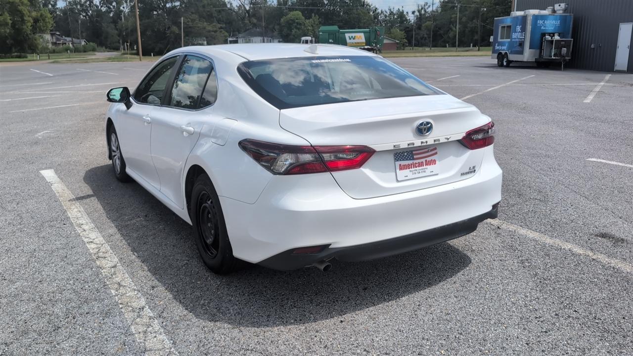 Toyota Camry Hybrid LE 2024
