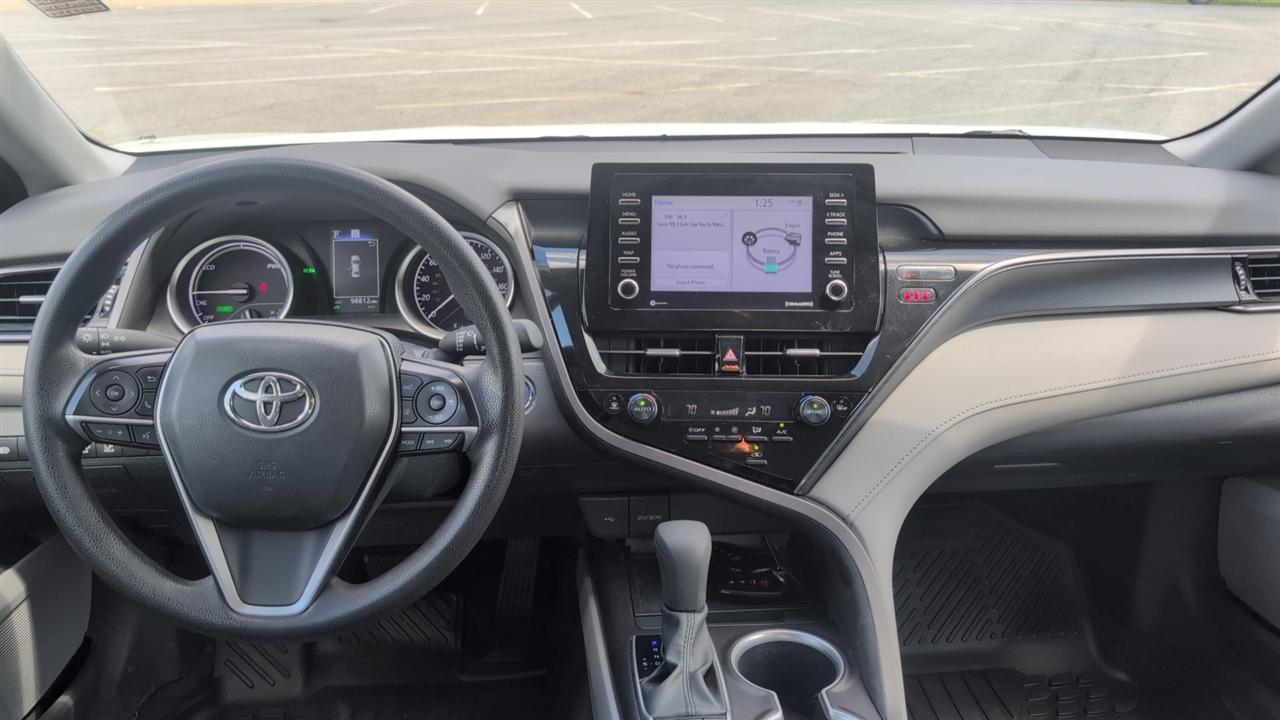 Toyota Camry Hybrid LE 2024