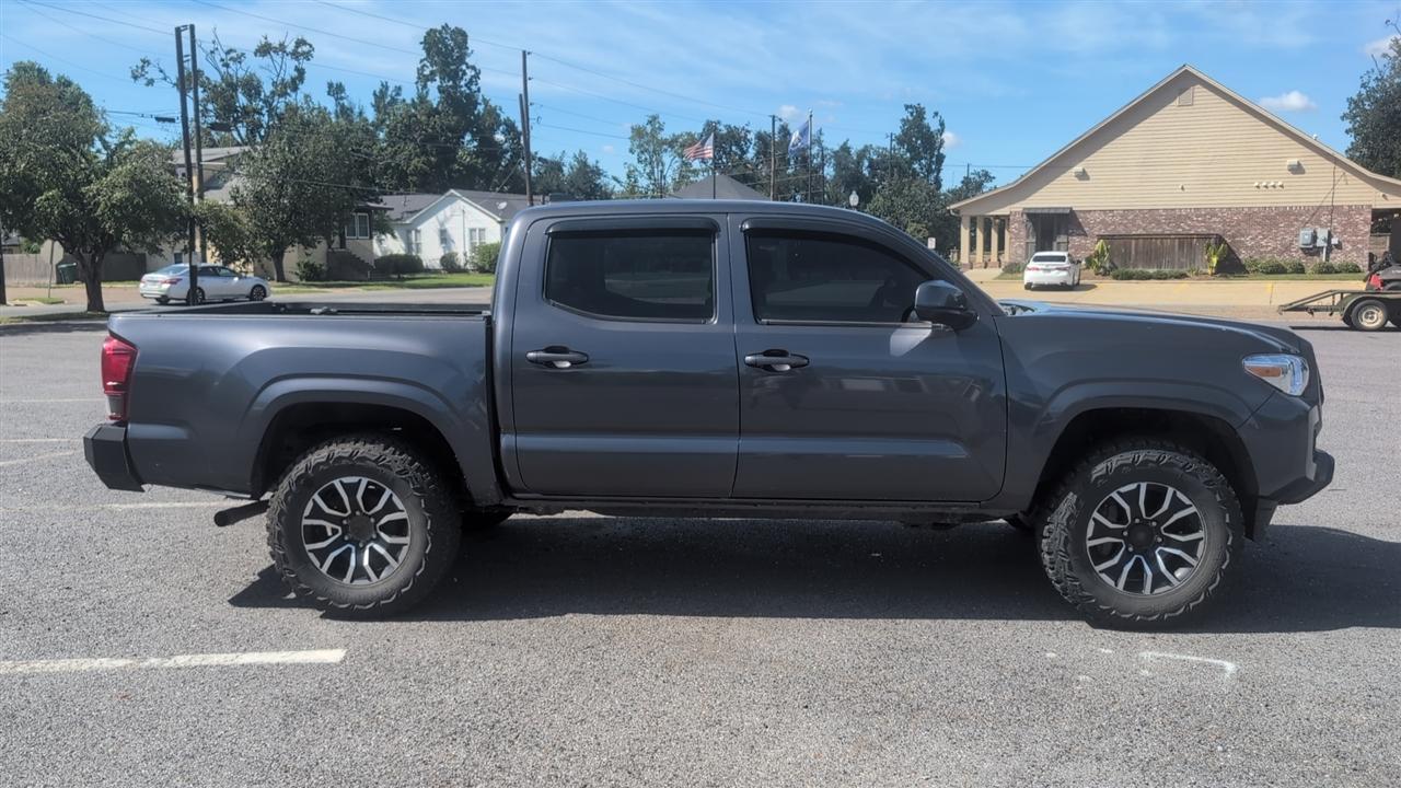 Toyota Tacoma SR5 Double Cab Long Bed V6 6AT 4WD 2022