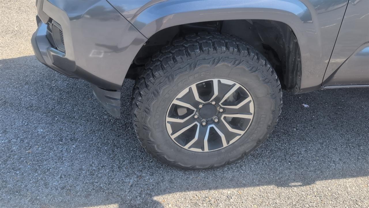 Toyota Tacoma SR5 Double Cab Long Bed V6 6AT 4WD 2022