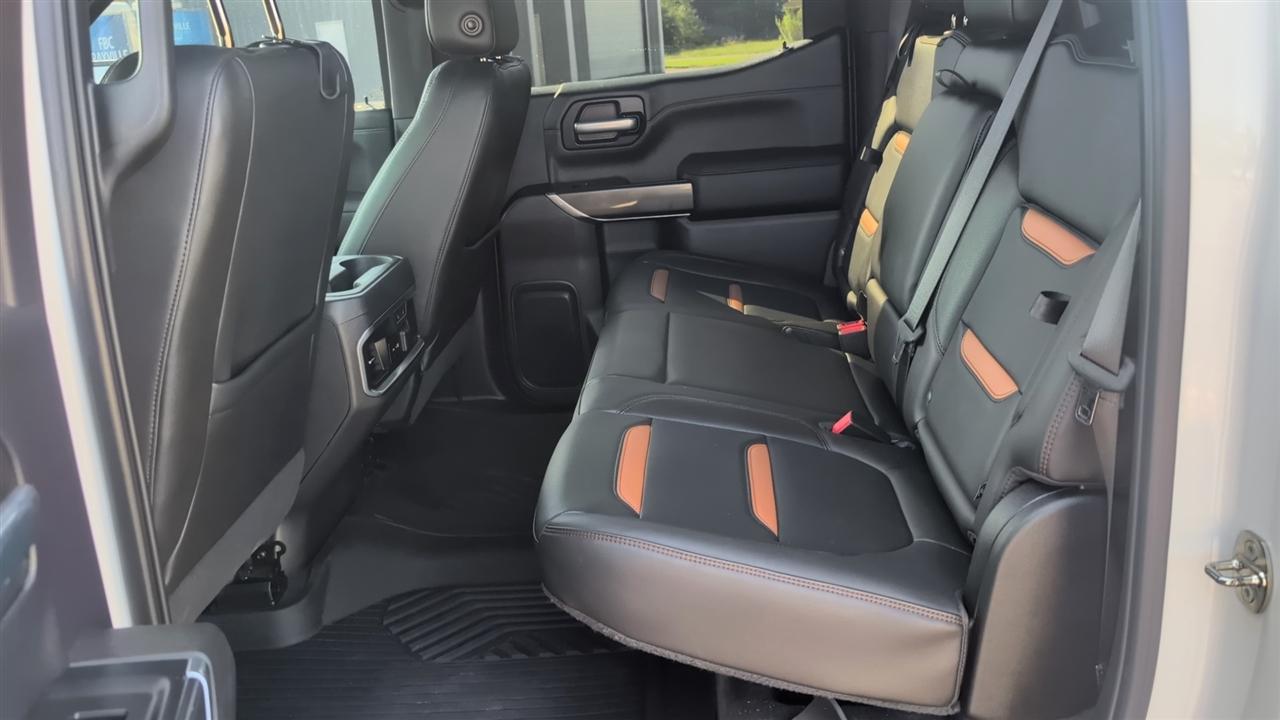 GMC Sierra 1500 AT4 Crew Cab Long Box 4WD 2020