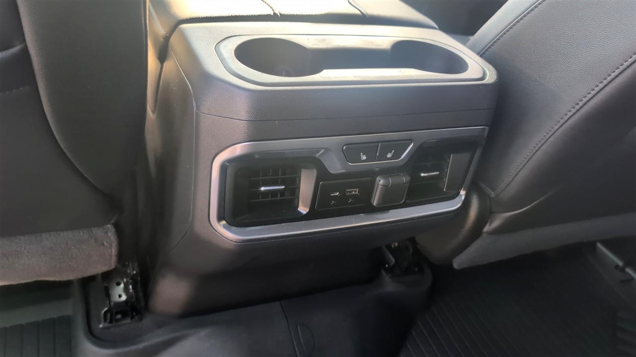 GMC Sierra 1500 AT4 Crew Cab Long Box 4WD 2020