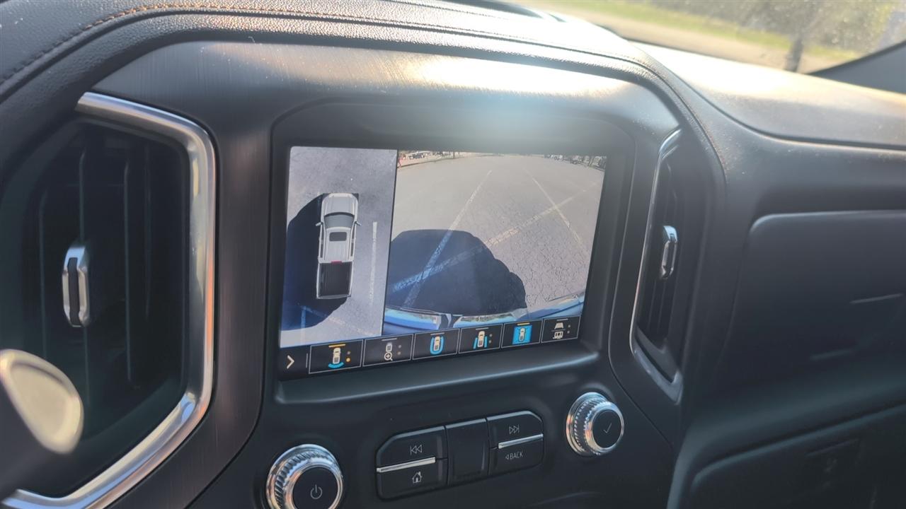 GMC Sierra 1500 AT4 Crew Cab Long Box 4WD 2020