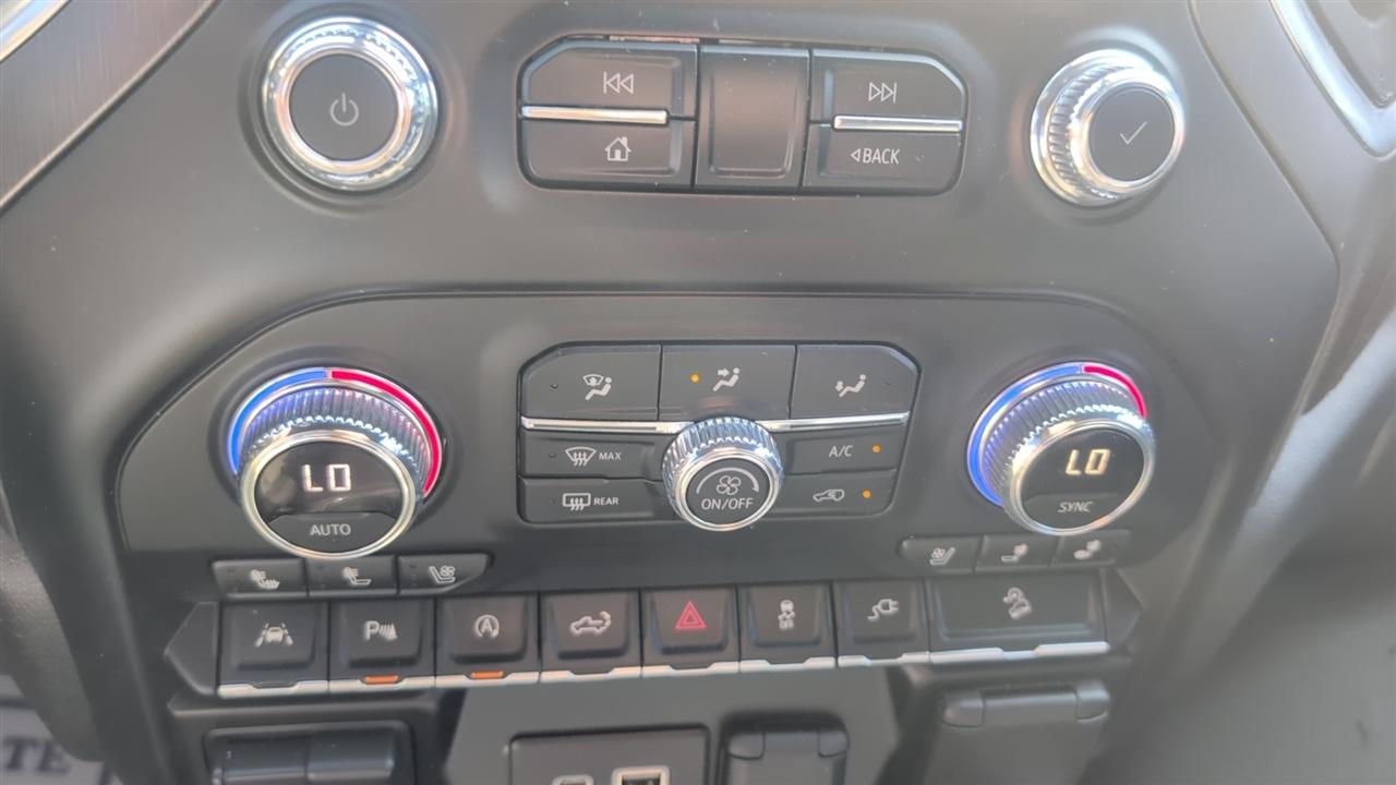 GMC Sierra 1500 AT4 Crew Cab Long Box 4WD 2020