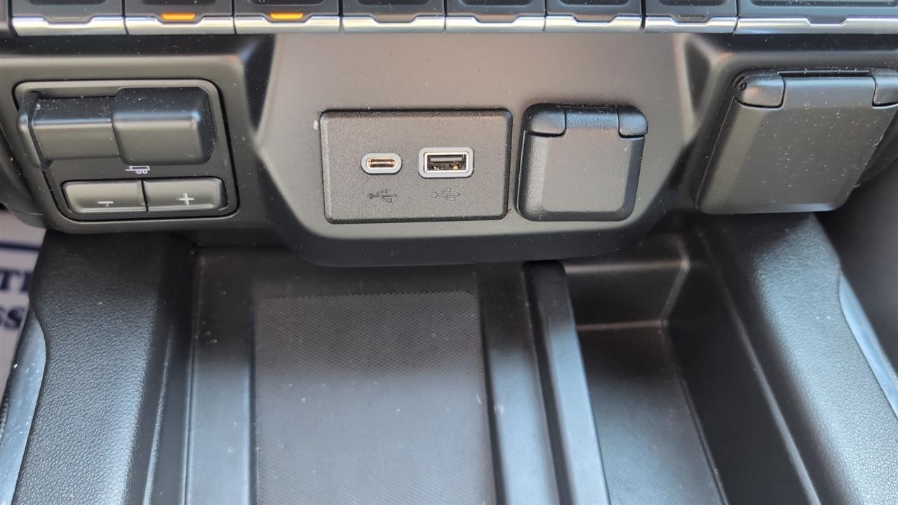 GMC Sierra 1500 AT4 Crew Cab Long Box 4WD 2020