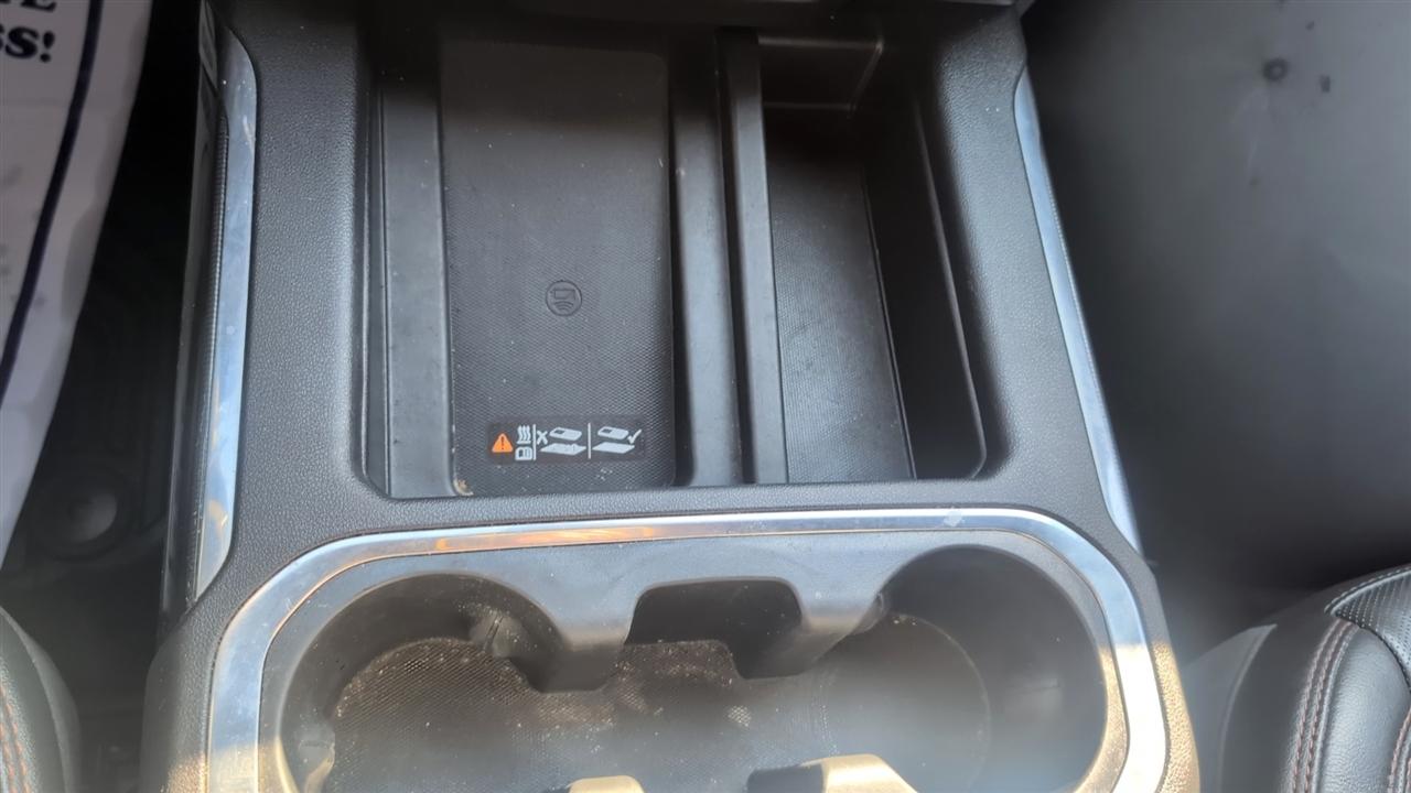 GMC Sierra 1500 AT4 Crew Cab Long Box 4WD 2020