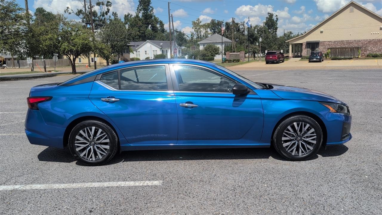 Nissan Altima 2.5 SV 2025