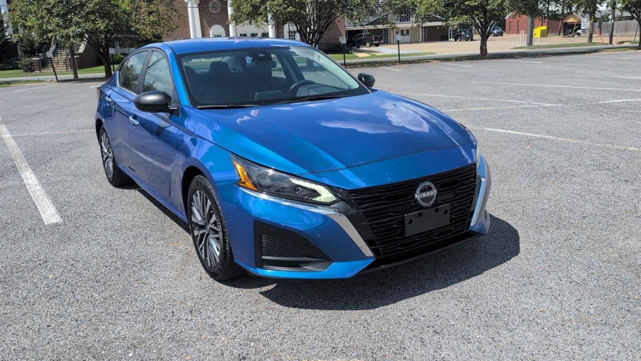 Nissan Altima 2.5 SV 2025