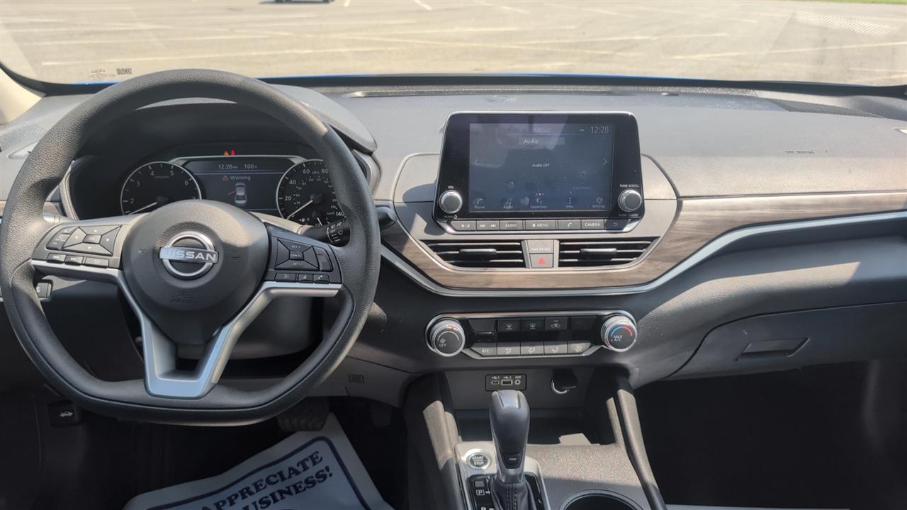 Nissan Altima 2.5 SV 2025