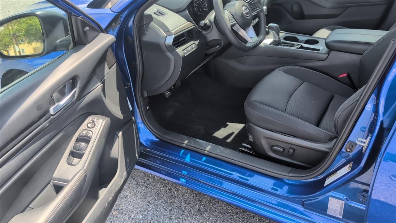 Nissan Altima 2.5 SV 2025