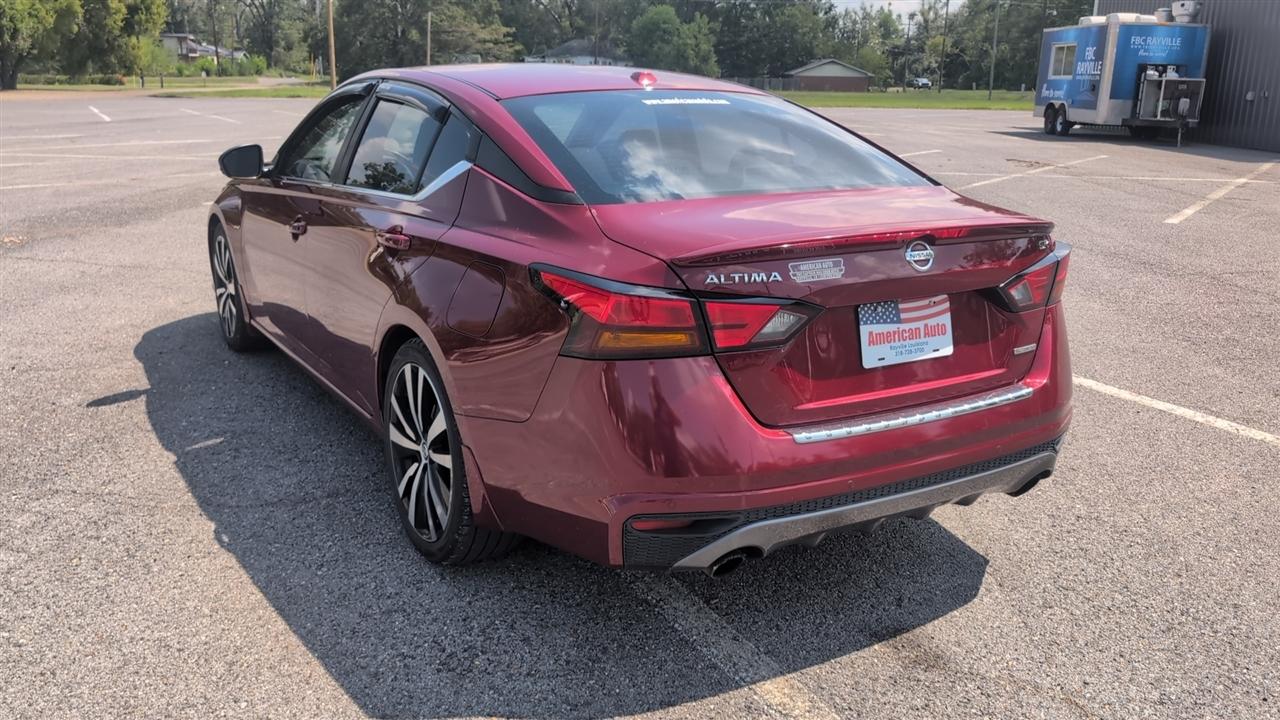 Nissan Altima VC-T SR 2021