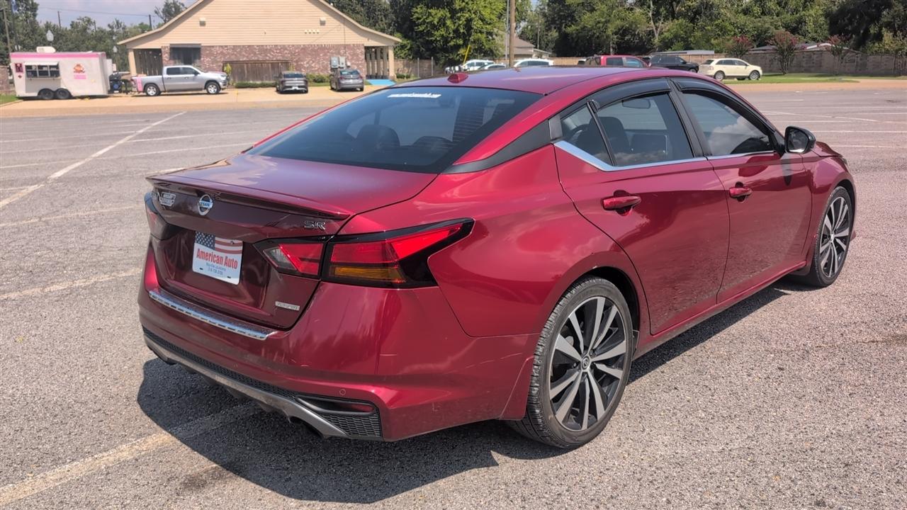 Nissan Altima VC-T SR 2021