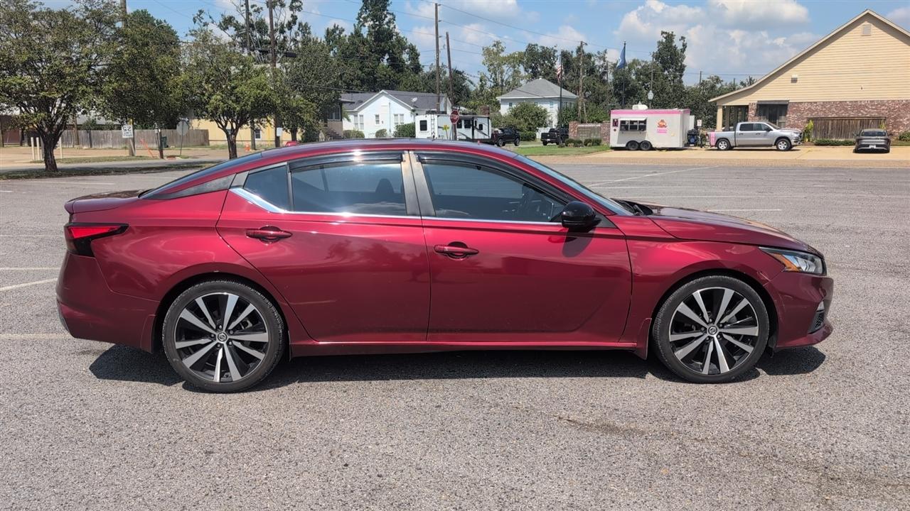 Nissan Altima VC-T SR 2021