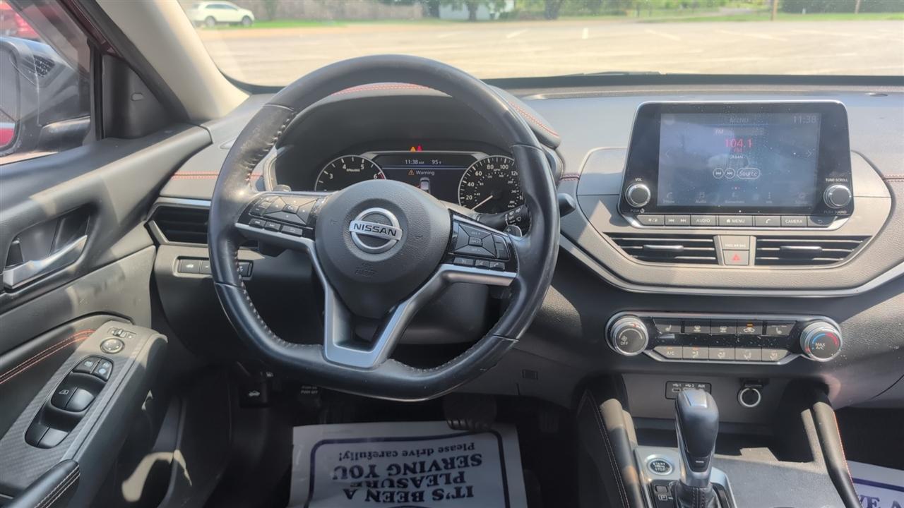 Nissan Altima VC-T SR 2021