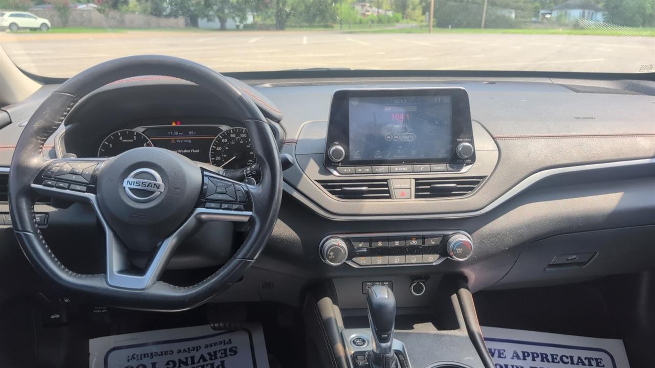 Nissan Altima VC-T SR 2021
