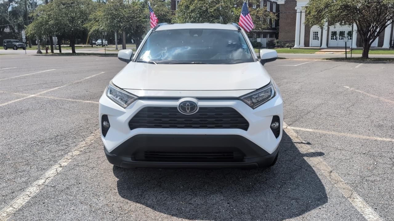 Toyota RAV4 XLE AWD 2021