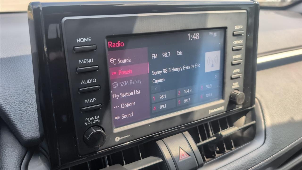 Toyota RAV4 XLE AWD 2021