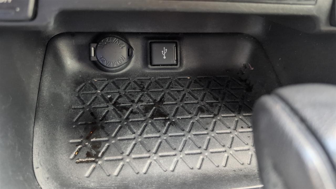 Toyota RAV4 XLE AWD 2021