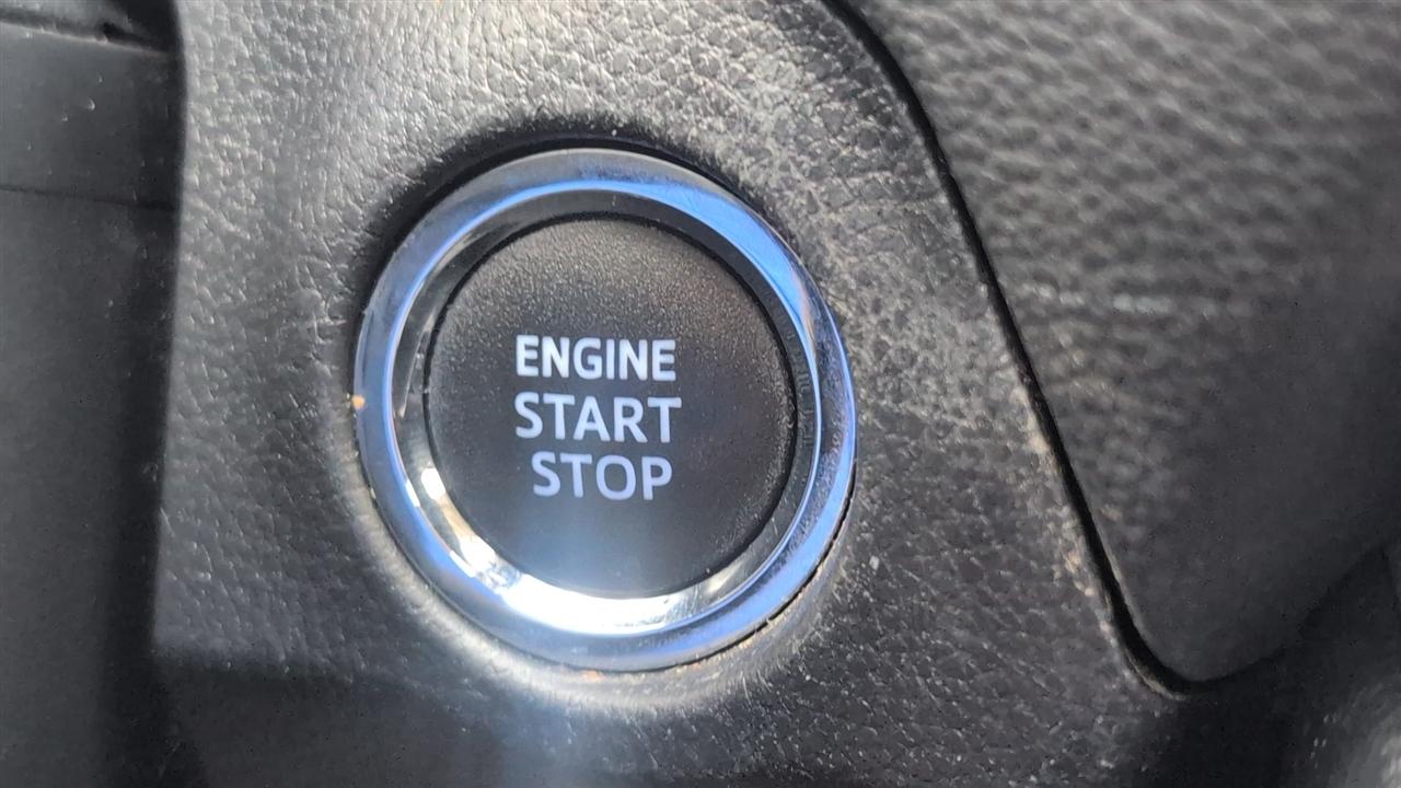 Toyota RAV4 XLE AWD 2021
