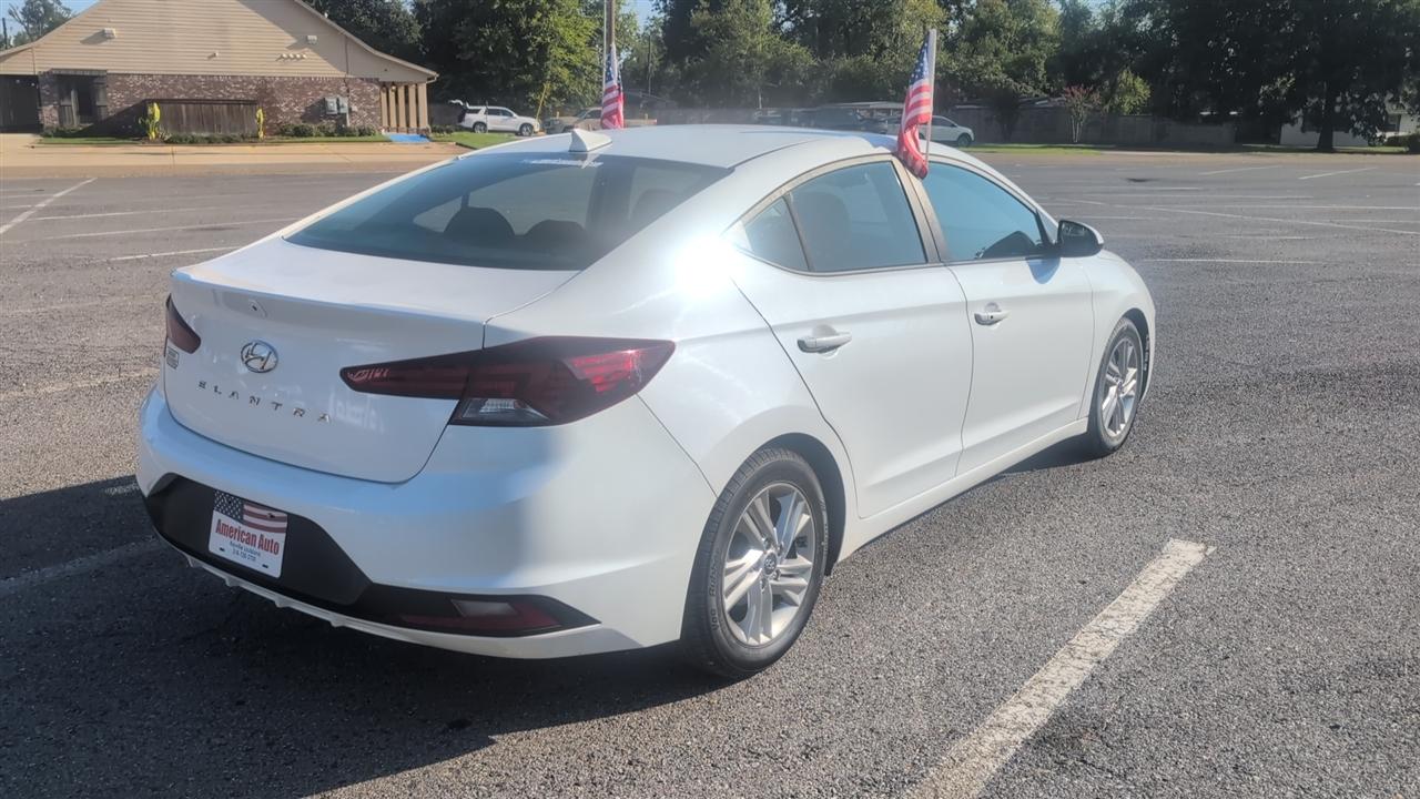Hyundai Elantra Limited 2020