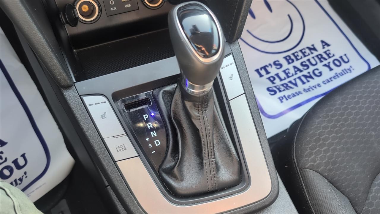 Hyundai Elantra Limited 2020