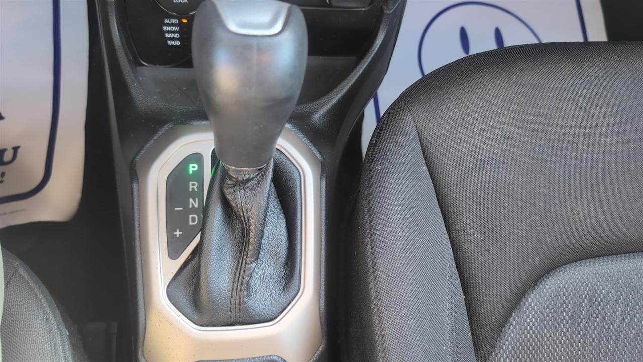 Jeep Renegade Latitude 4WD 2016