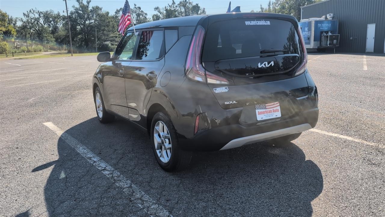 Kia Soul LX CVT 2024