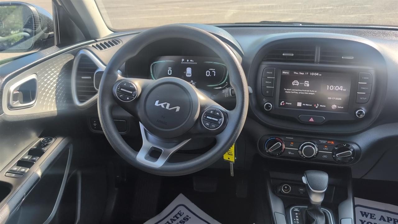 Kia Soul LX CVT 2024