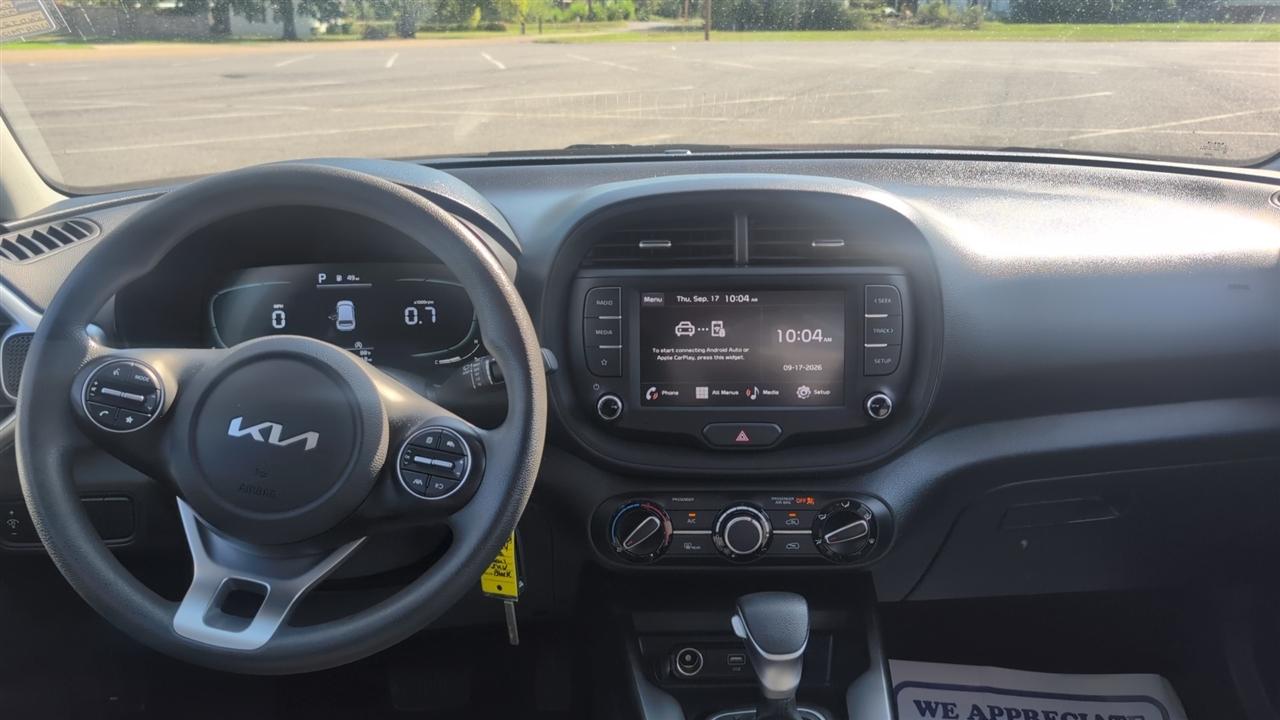 Kia Soul LX CVT 2024