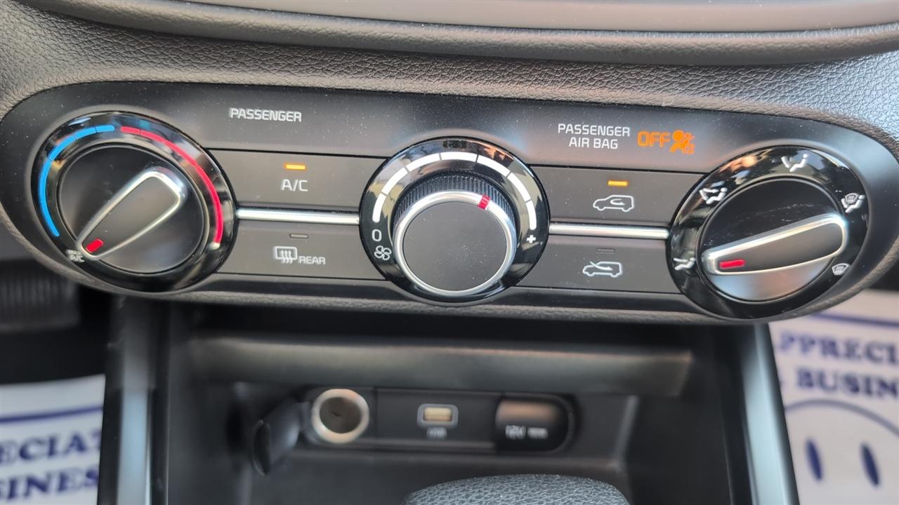 Kia Soul LX CVT 2024