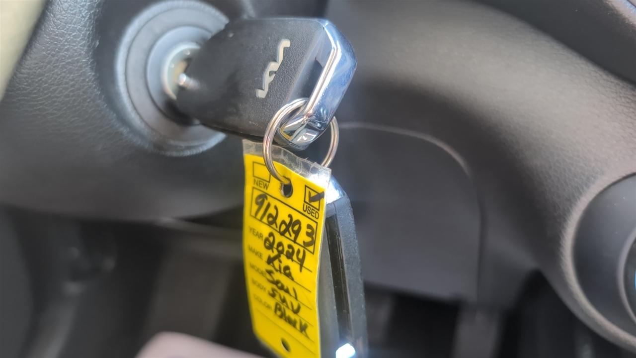 Kia Soul LX CVT 2024
