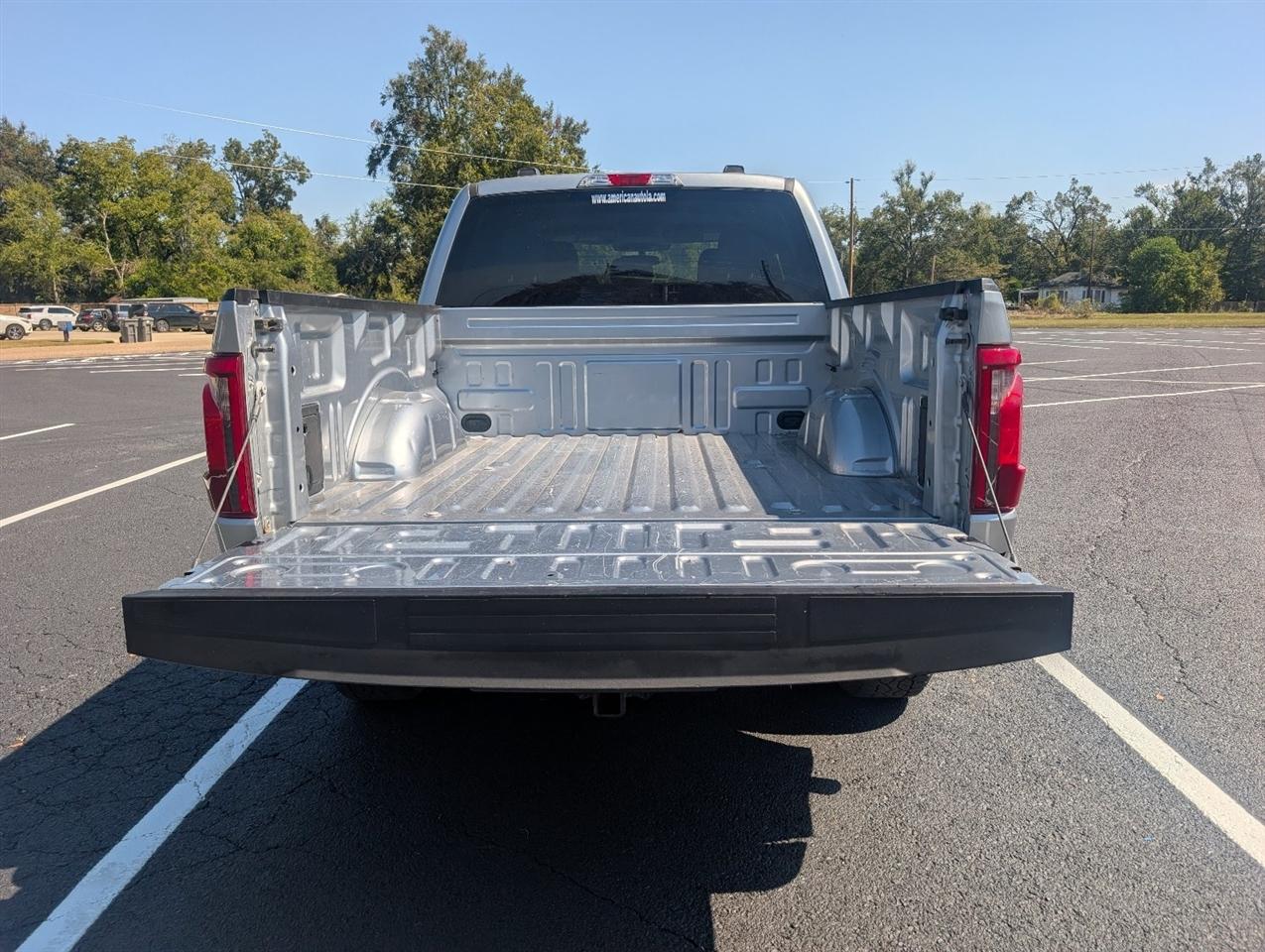 Ford F-150 XLT SuperCrew 4WD 2025