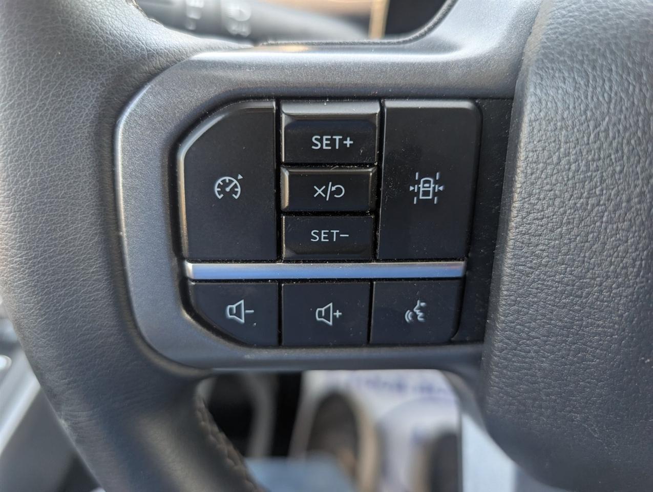 Ford F-150 XLT SuperCrew 4WD 2025