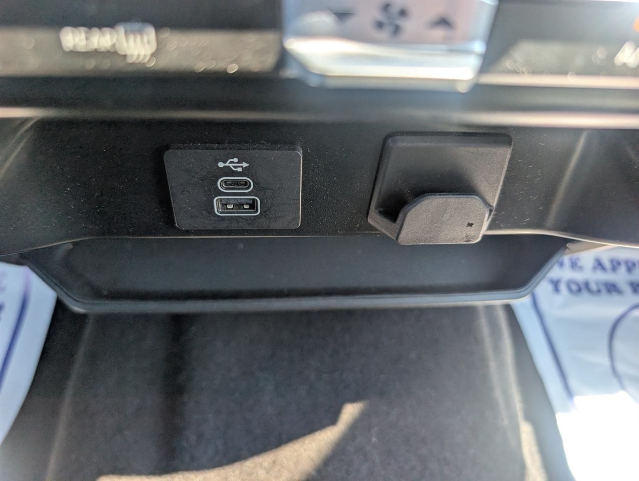 Ford F-150 XLT SuperCrew 4WD 2025