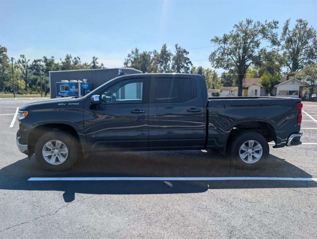 Chevrolet Silverado 1500 LT Crew Cab 2WD 2025