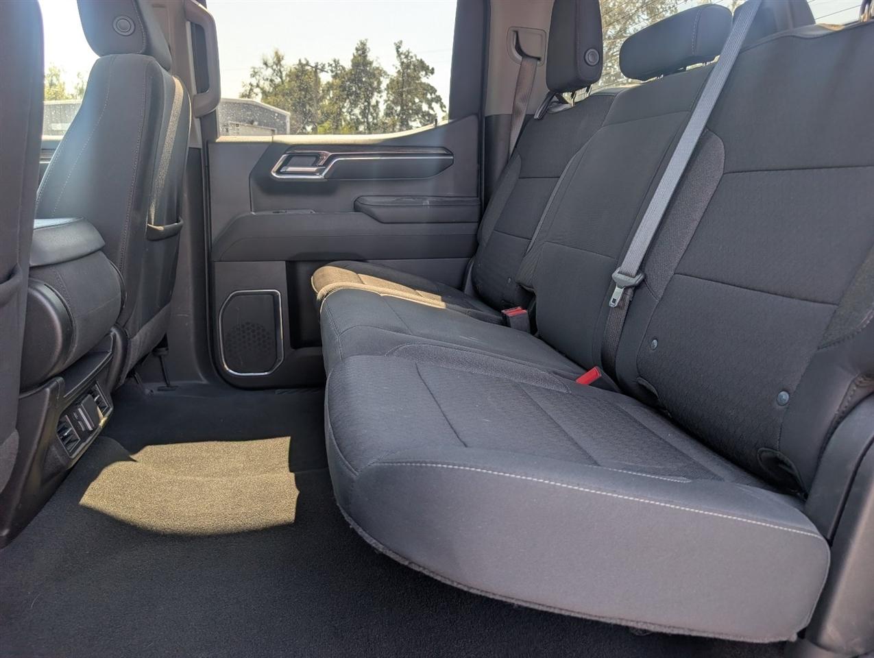 Chevrolet Silverado 1500 LT Crew Cab 2WD 2025