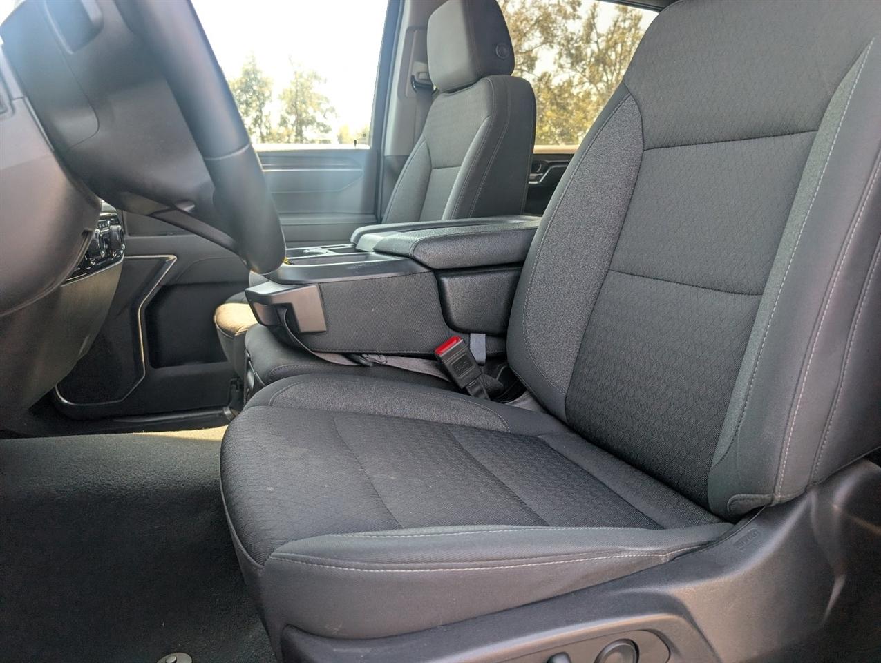 Chevrolet Silverado 1500 LT Crew Cab 2WD 2025