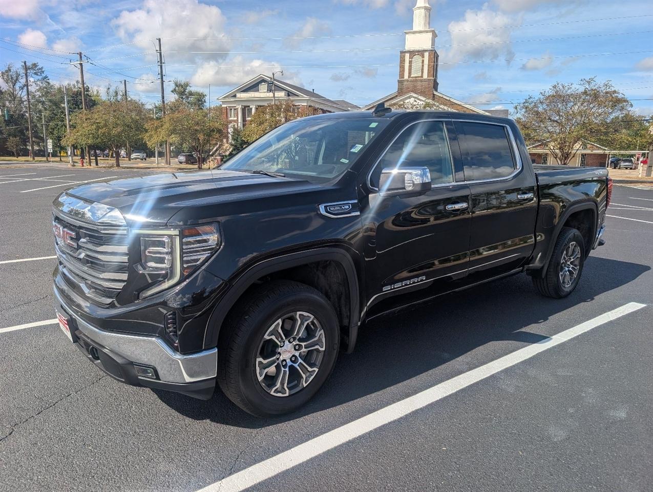 GMC Sierra 1500 SLT Crew Cab 4WD 2025