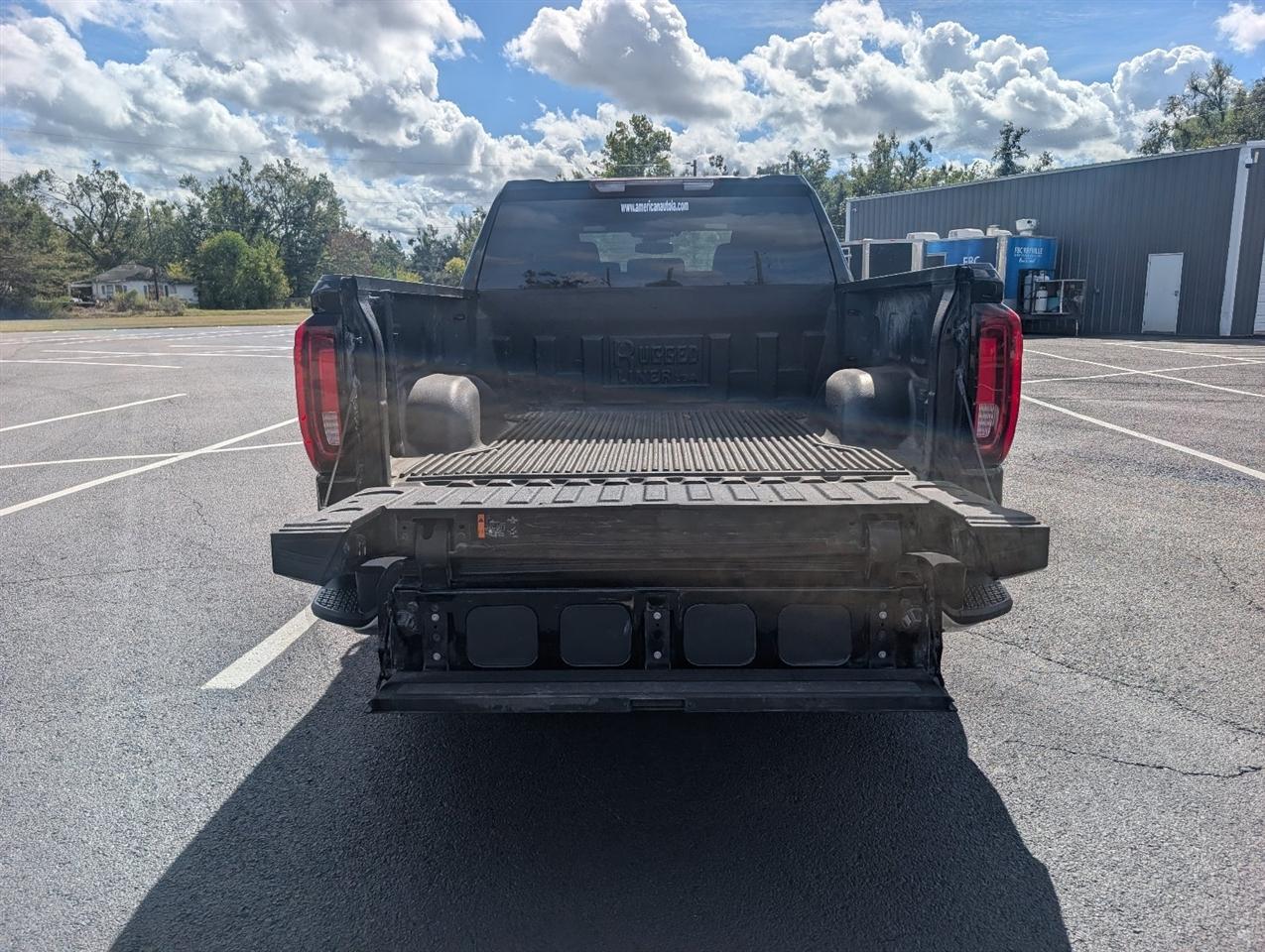 GMC Sierra 1500 SLT Crew Cab 4WD 2025
