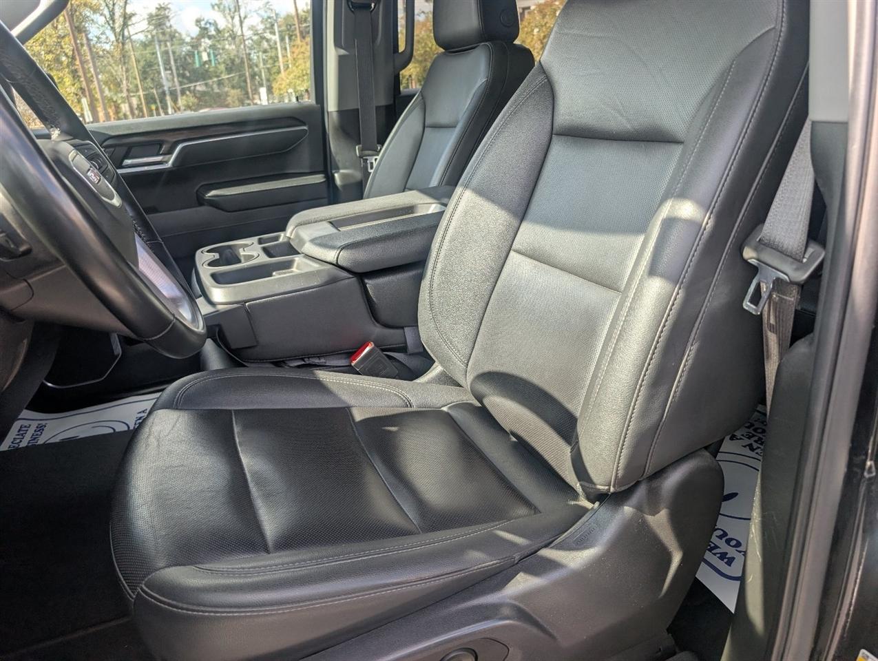 GMC Sierra 1500 SLT Crew Cab 4WD 2025