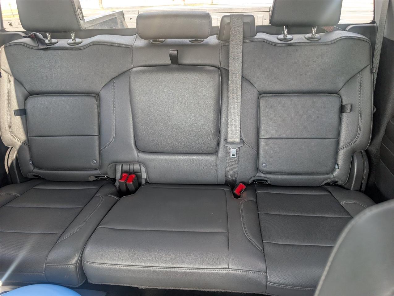 GMC Sierra 1500 SLT Crew Cab 4WD 2025