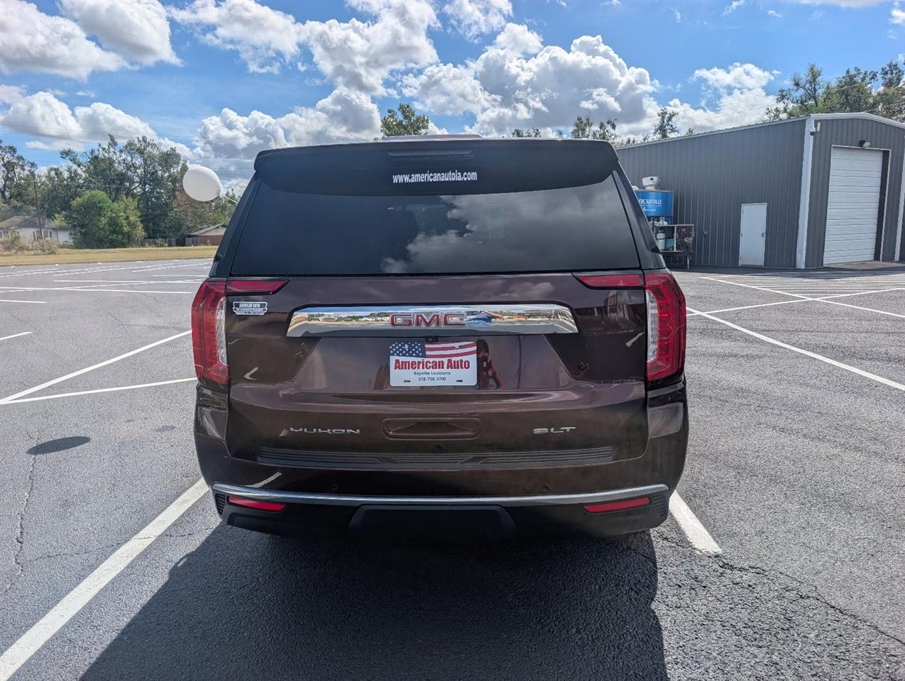 GMC Yukon SLT 4WD 2023