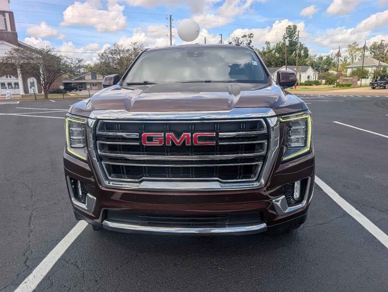 GMC Yukon SLT 4WD 2023