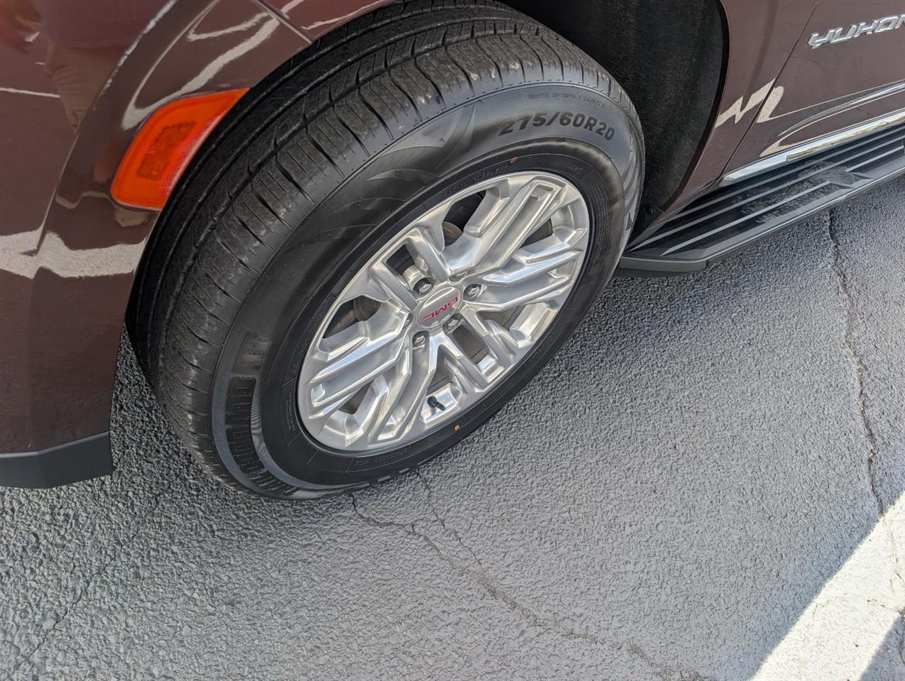 GMC Yukon SLT 4WD 2023