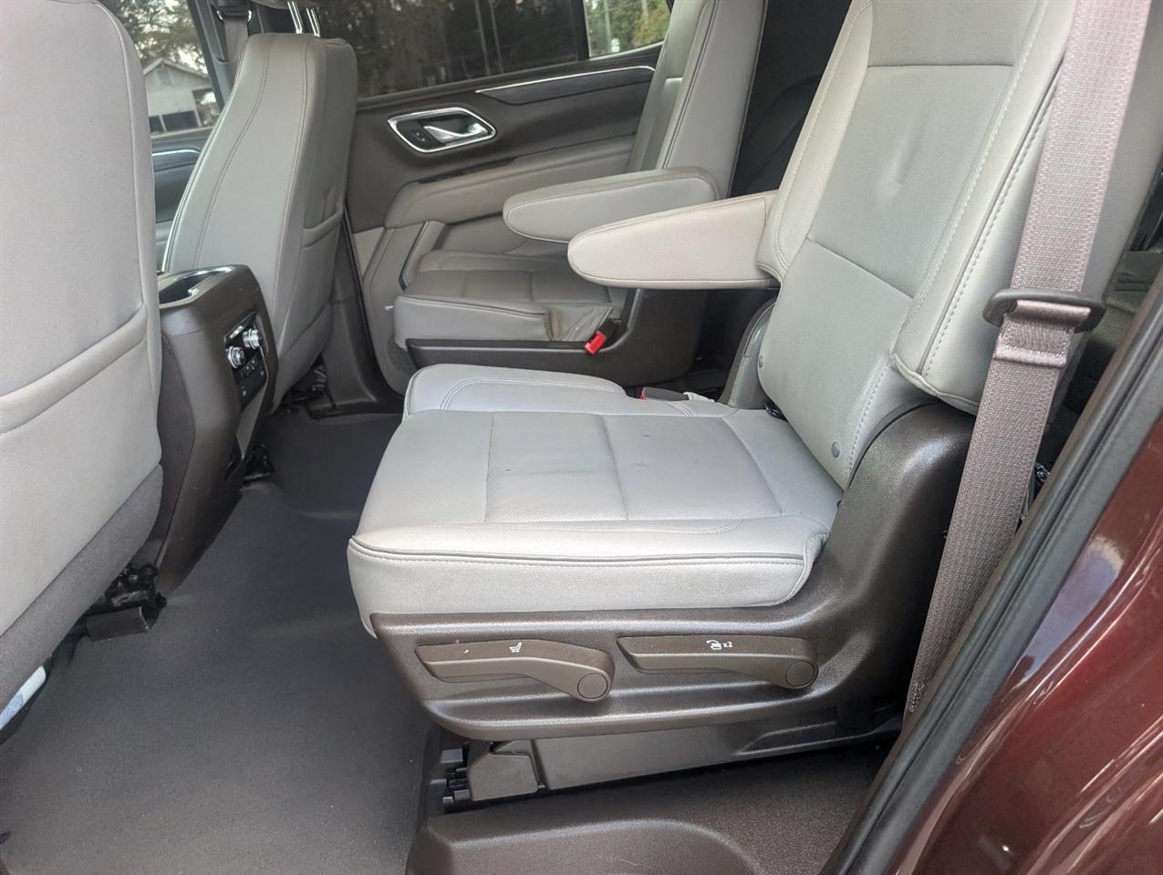 GMC Yukon SLT 4WD 2023