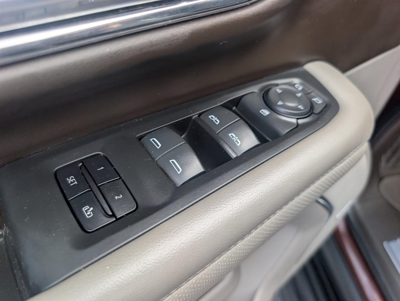 GMC Yukon SLT 4WD 2023