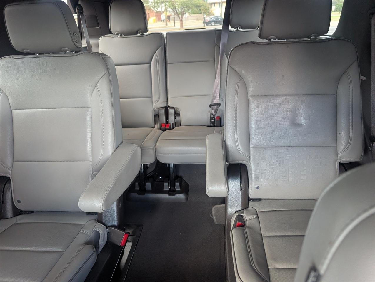 GMC Yukon SLT 4WD 2023